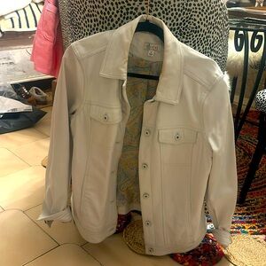 White leather jacket dem co size m. Slight makeup on collar but it should come